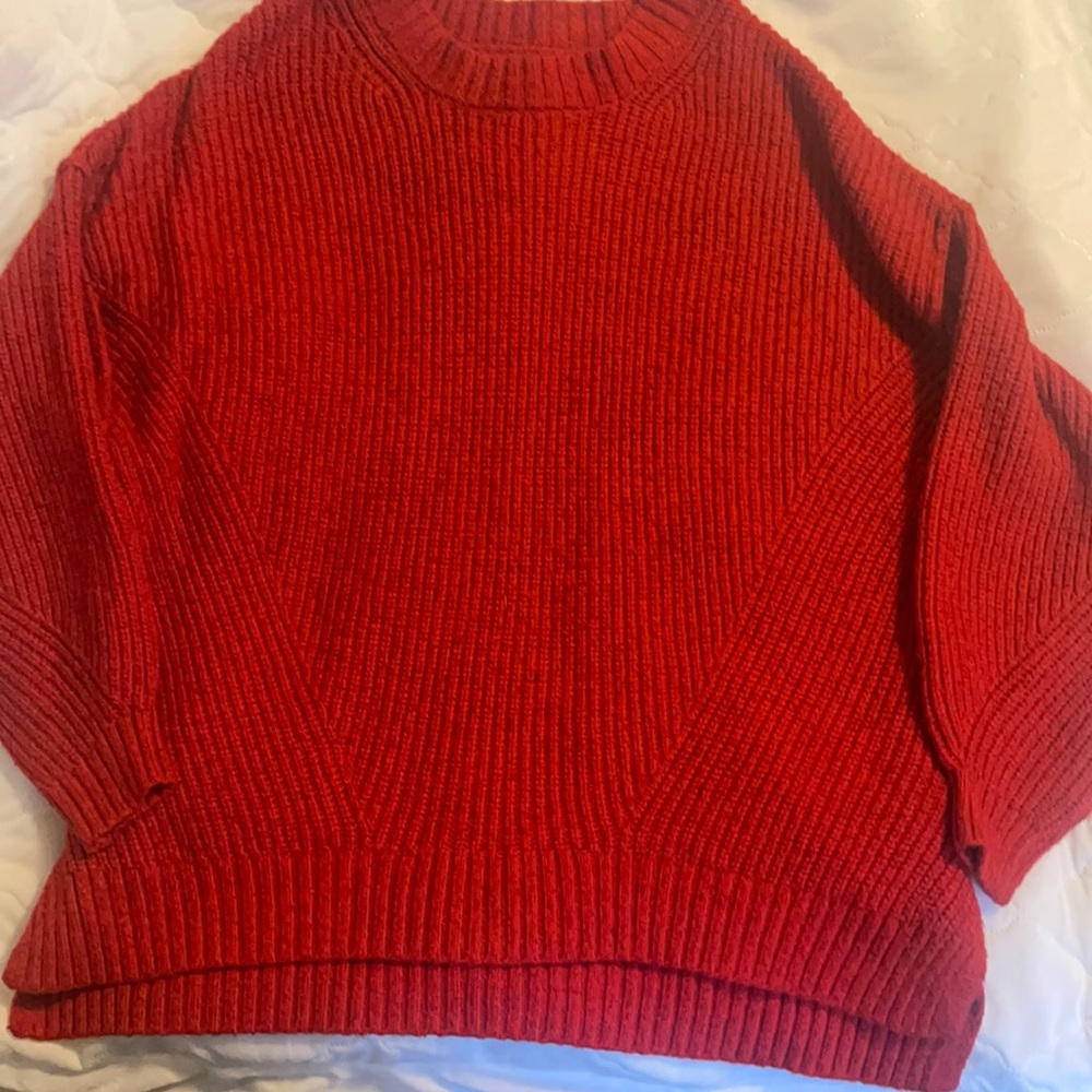 American Eagle Crew Neck sweater